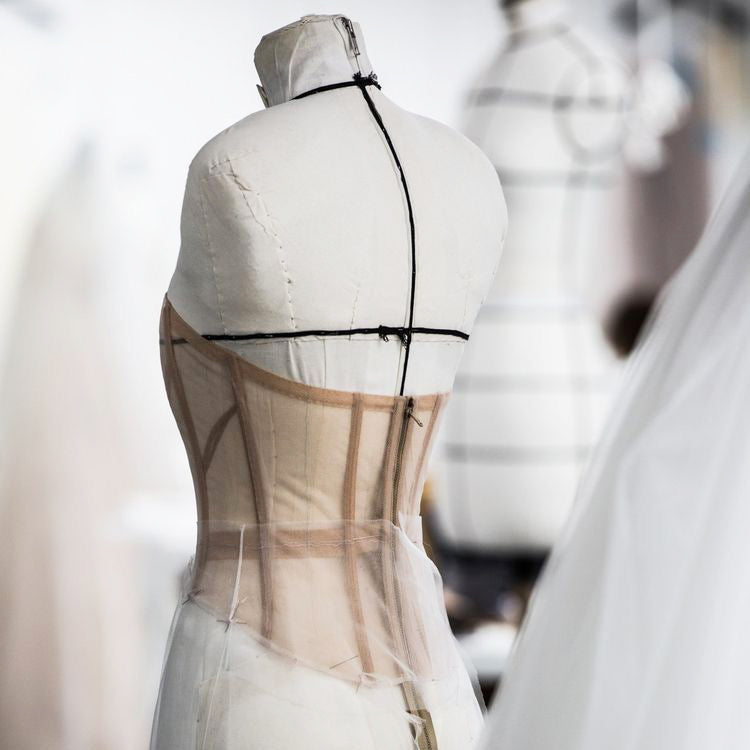 5 Raisons de craquer pour une robe de mariée sur mesure