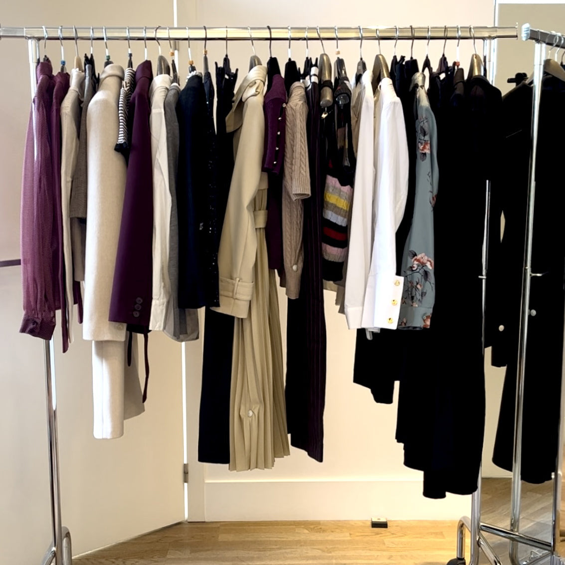 Comment adapter sa garde-robe aux tendances sans perdre son identité ?